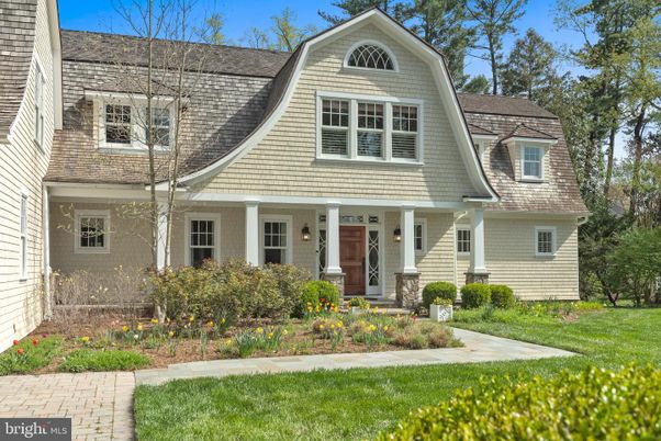 Exterior, Facade, Cape Cod