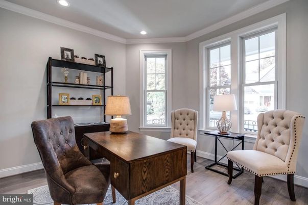 Home Office, Interior, Recessed Lighting, Wood Texture Flooring