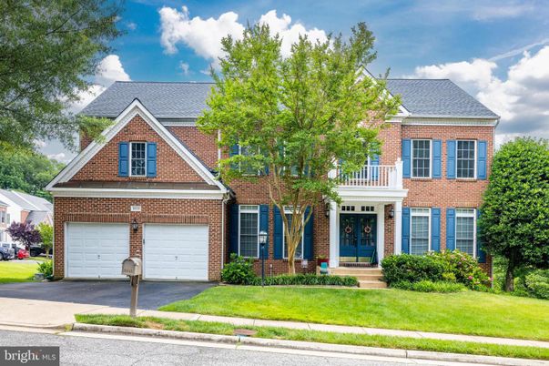 Attached, Exterior, Facade, Brick Facade, Brick Traditional