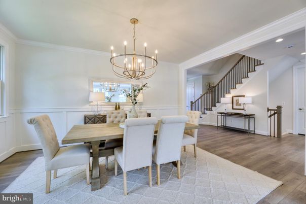Chandelier, Dining room, Interior, Recessed Lighting, Wood Texture Flooring