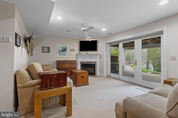 Fireplace, Interior, Living room, Recessed Lighting