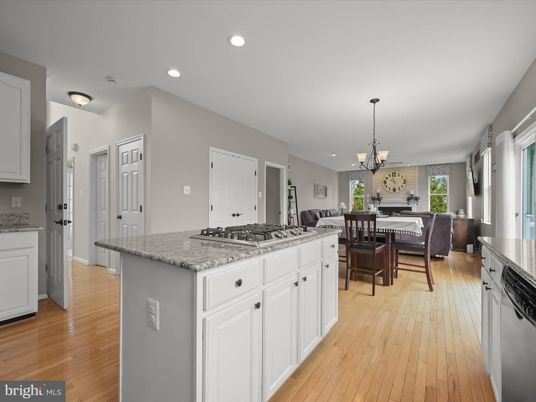 Chandelier, Dining room, Interior, Kitchen, Living room, Recessed Lighting, Wood Texture Flooring