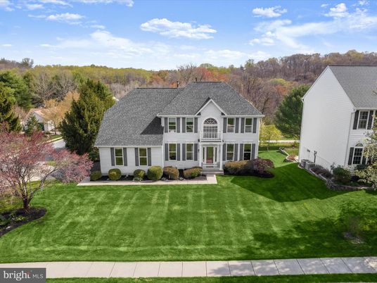 Backyard, Exterior, Facade, French Provincial