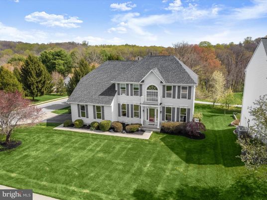 Backyard, Exterior, Facade, French Provincial