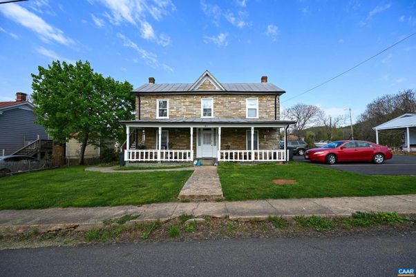 Exterior, Facade, Solar Panels, Queen Anne Victorian