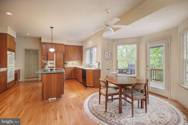 Dining room, Interior, Kitchen, Pendant Lights, Recessed Lighting, Wood Texture Flooring