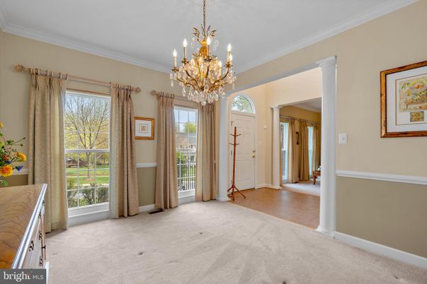 Chandelier, Empty room, Interior