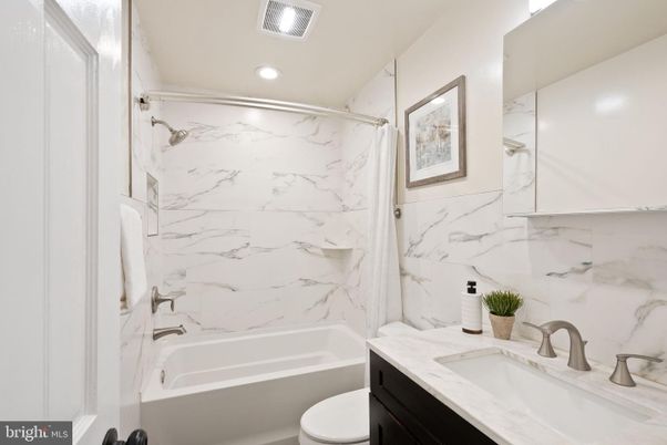 Bathroom, Interior, Marble Walls, Recessed Lighting