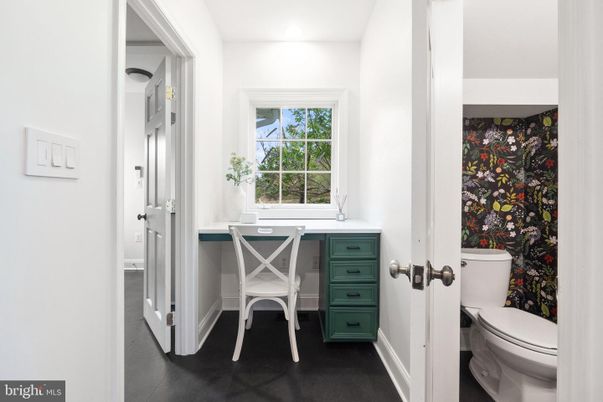Bathroom, Home Office, Interior