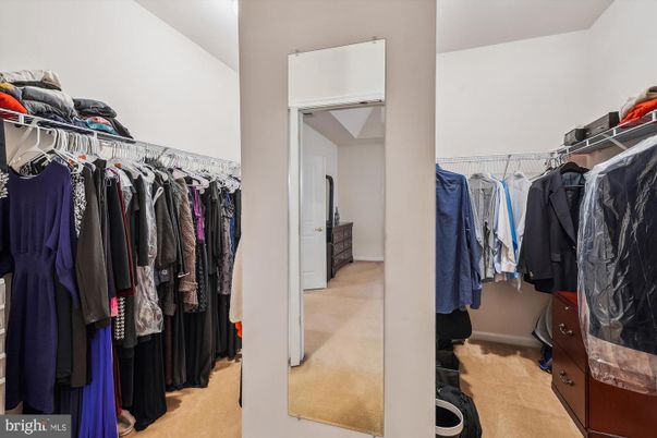 Interior, Walk-in Closets