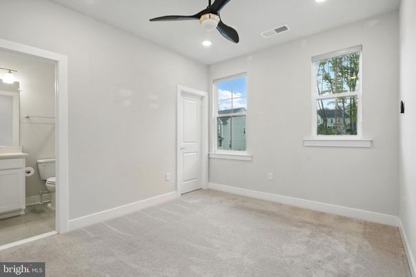 Bathroom, Empty room, Interior, Recessed Lighting