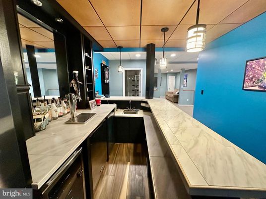 Interior, Kitchen, Pendant Lights, Recessed Lighting, Wood Texture Flooring