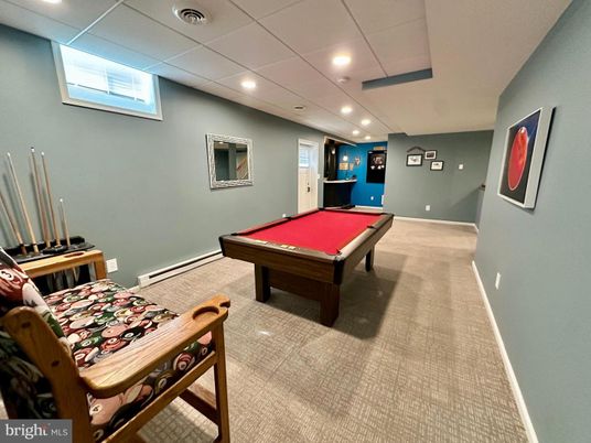 Billiard Table, Game Room, Interior, Recessed Lighting