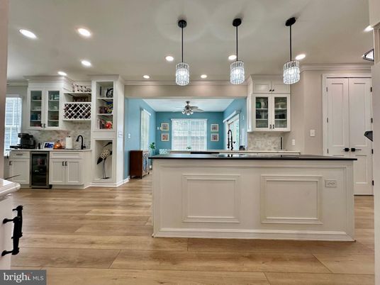 Interior, Kitchen, Pendant Lights, Recessed Lighting, Wood Texture Flooring