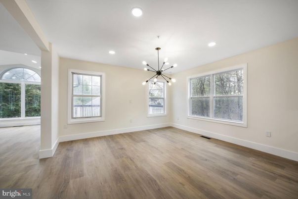 Empty room, Interior, Pendant Lights, Recessed Lighting, Wood Texture Flooring