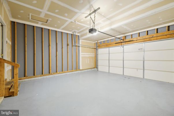 Garage, Interior, Recessed Lighting