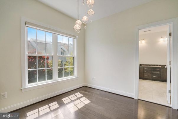 Empty room, Interior, Pendant Lights, Wood Texture Flooring