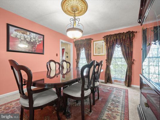 Dining room, Interior