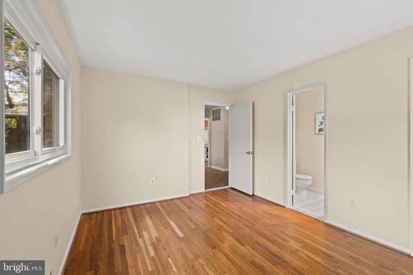 Bathroom, Empty room, Interior, Wood Texture Flooring