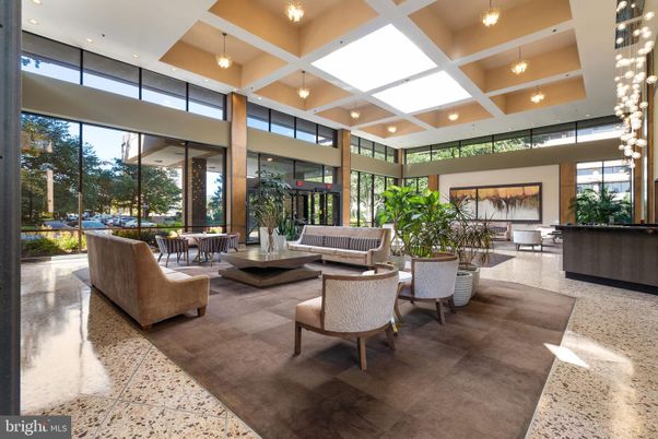 Interior, Living room, Pendant Lights, Recessed Lighting