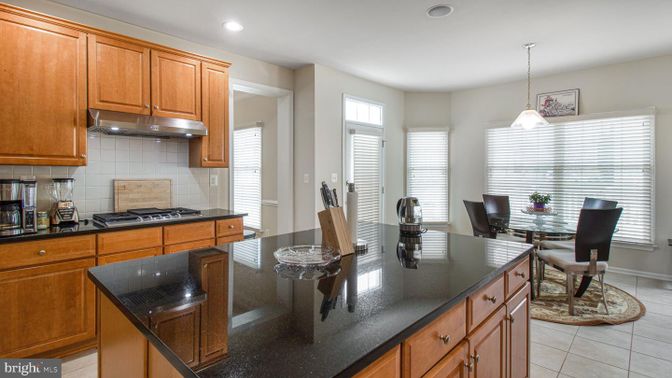Dining room, Interior, Kitchen, Pendant Lights, Recessed Lighting