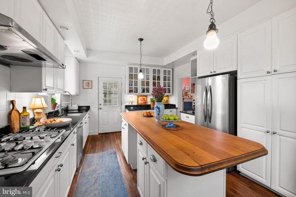 Interior, Kitchen, Pendant Lights, Stainless Steel Appliances, Wood Texture Flooring
