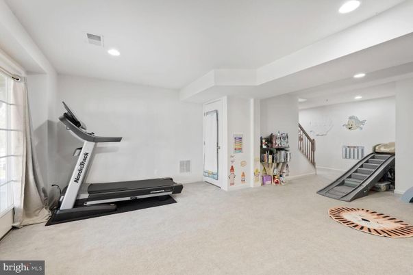 Fitness Equipment, Interior, Recessed Lighting