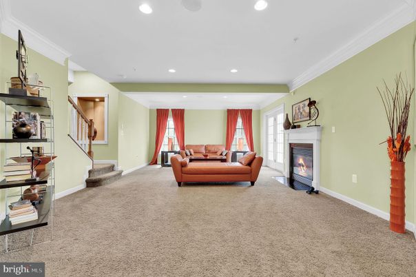 Fireplace, Interior, Living room, Recessed Lighting
