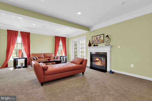 Fireplace, Interior, Living room, Recessed Lighting