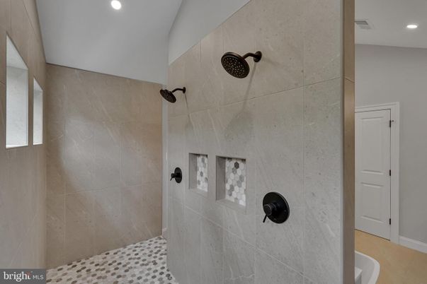 Bathroom, Interior, Recessed Lighting
