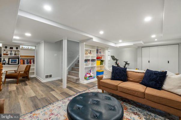 Dining room, Fitness Equipment, Interior, Living room, Recessed Lighting, Wood Texture Flooring