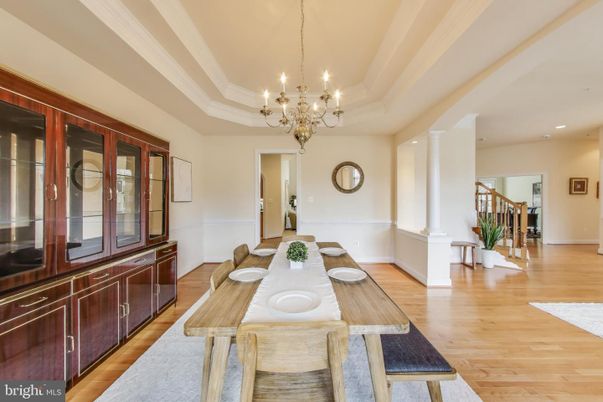 Chandelier, Dining room, Interior, Recessed Lighting, Wood Texture Flooring