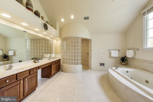Bathroom, Dual Sink Vanities, Glass Shower, Interior, Recessed Lighting