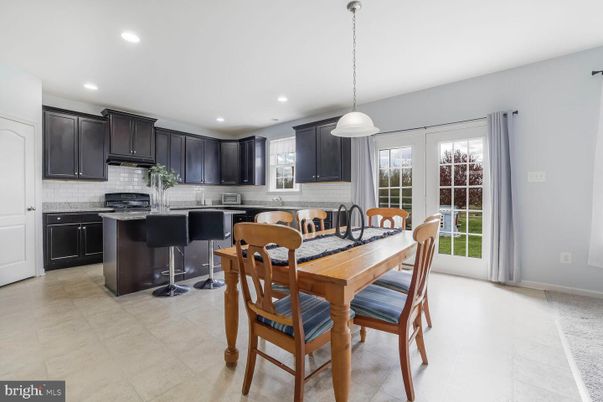 Dining room, Interior, Kitchen, Pendant Lights, Recessed Lighting