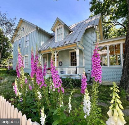 Exterior, Facade, Solar Panels, Queen Anne Victorian