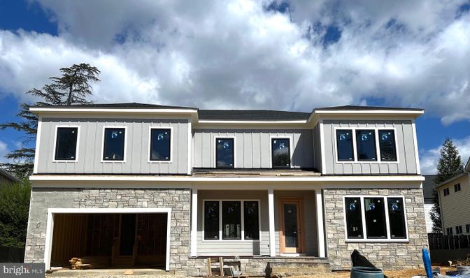 Exterior, Facade, Farmhouse