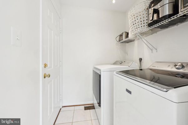 Interior, Washer