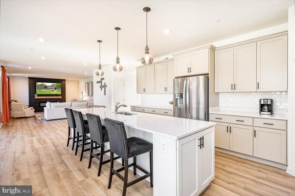 Interior, Kitchen, Living room, Pendant Lights, Recessed Lighting, Stainless Steel Appliances, Wood Texture Flooring