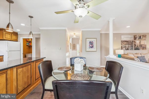 Dining room, Interior, Kitchen, Pendant Lights, Recessed Lighting, Wood Texture Flooring