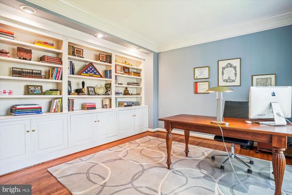Home Office, Interior, Recessed Lighting, Wood Texture Flooring