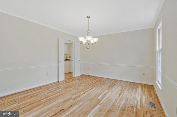 Chandelier, Empty room, Interior, Wood Texture Flooring