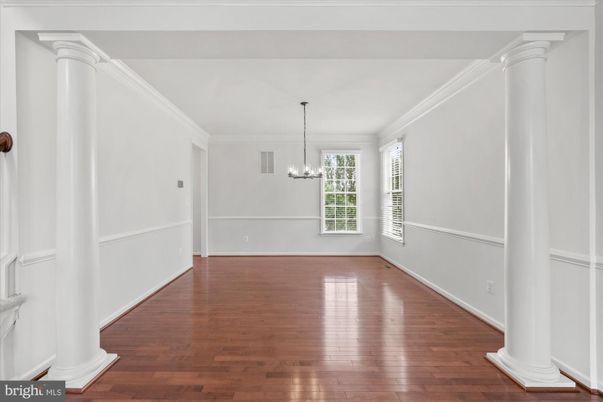 Chandelier, Empty room, Interior, Wood Texture Flooring