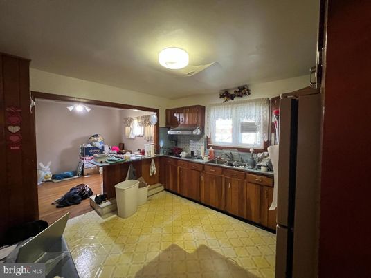 Interior, Kitchen, Tile Countertops