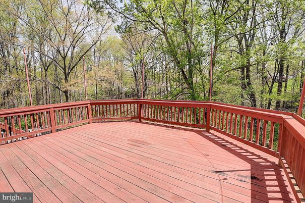 Exterior, Wood Texture Flooring