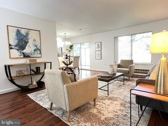 Chandelier, Dining room, Interior, Living room, Wood Texture Flooring
