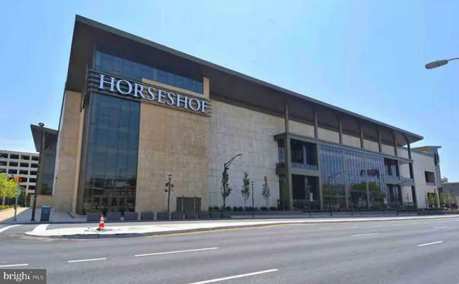Exterior, Facade, Highrise