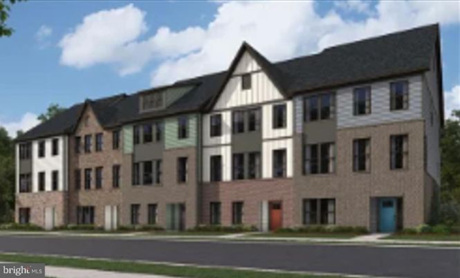 Exterior, Facade, Brick Facade, Rowhouse