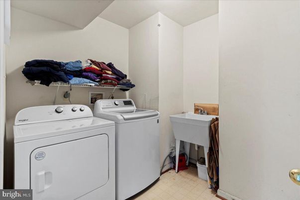 Interior, Utility Closets, Washer