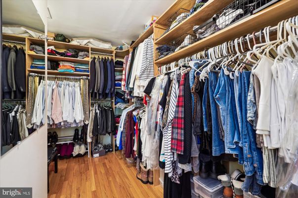 Interior, Walk-in Closets, Wood Texture Flooring