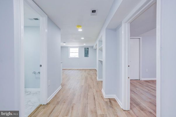 Interior, Marble, Recessed Lighting, Wood Texture Flooring
